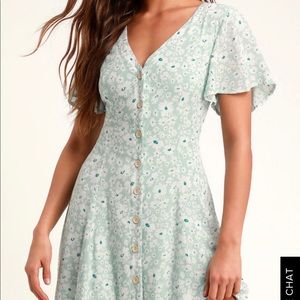 NWOT Lulu’s Magnolia Button-Down Floral Dress